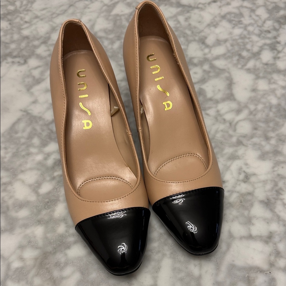 Unisa Nude and Black Patent Heels